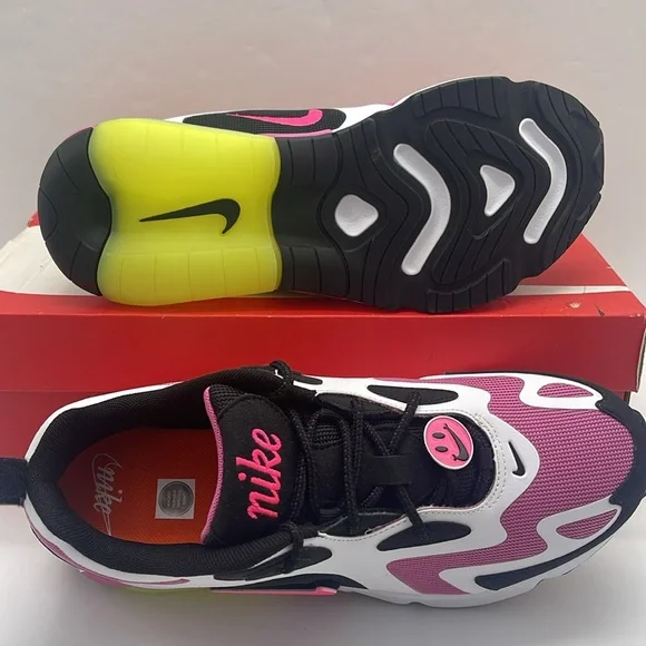Nike WMNS AIR MAX 200 Sneakers 
BLACK/HYPER PINK CU4745 001 - Picture 3 of 16